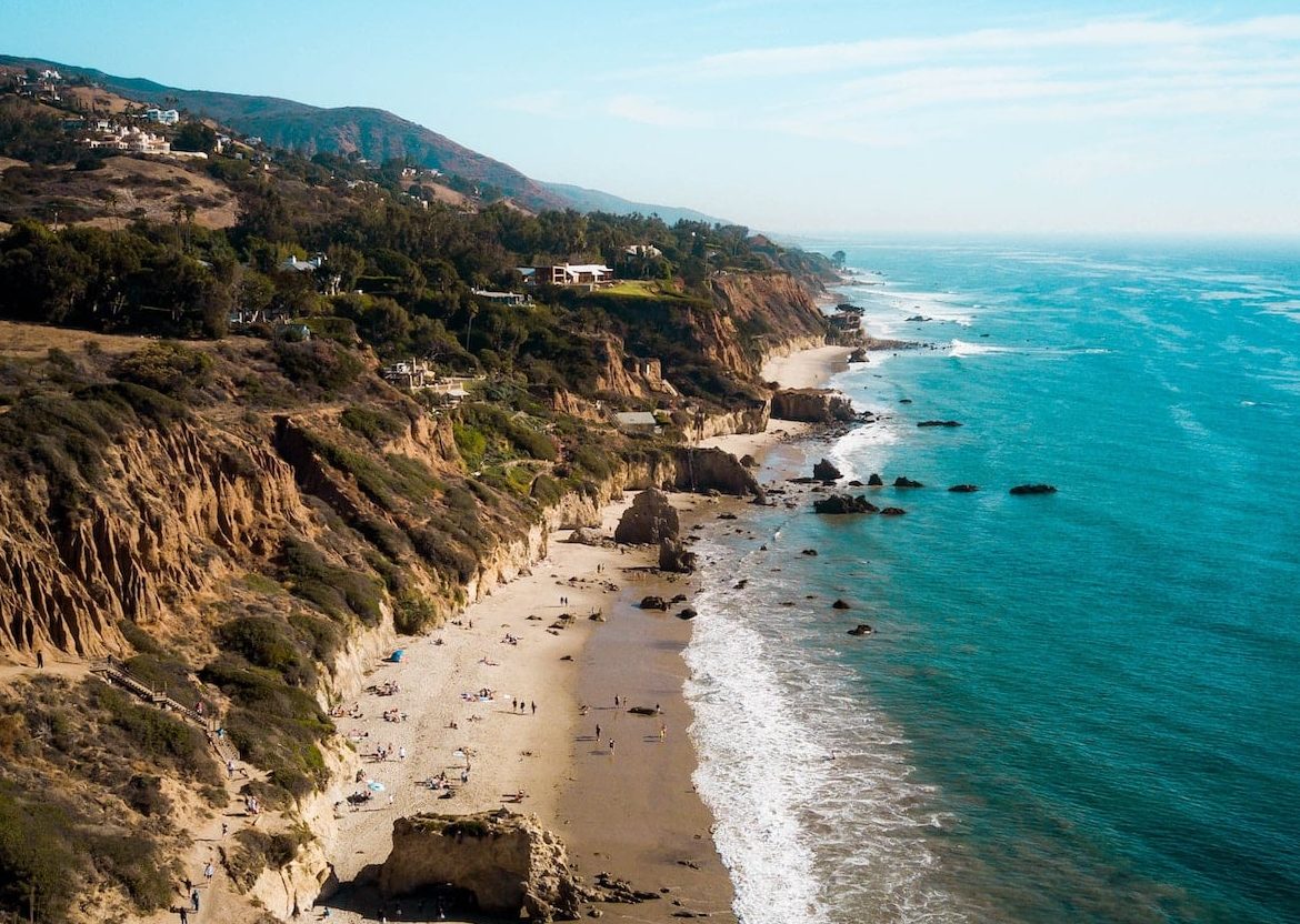 Las 12 mejores playas de Los Ángeles para nadar y hacer surf